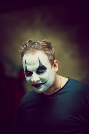 Фотограф в Москве - Сергей Войнов | Фотосессия в Москве | Цены | Услуги - Портреты - Thriller Clowns in city